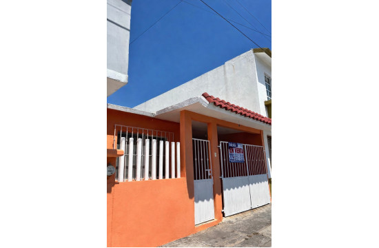 Casa de una sola planta en Venta 